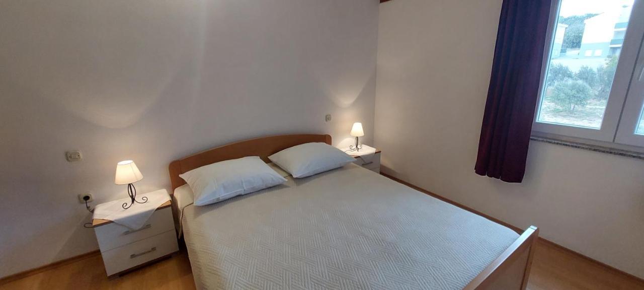 Apartments Donadic I, Caska Novalja Bagian luar foto