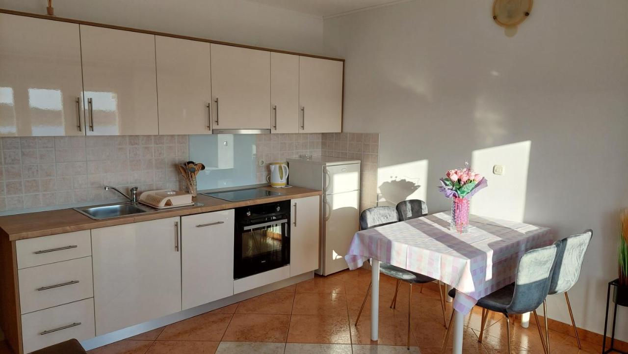 Apartments Donadic I, Caska Novalja Bagian luar foto